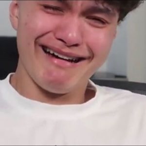 Meet your Posher, Elias